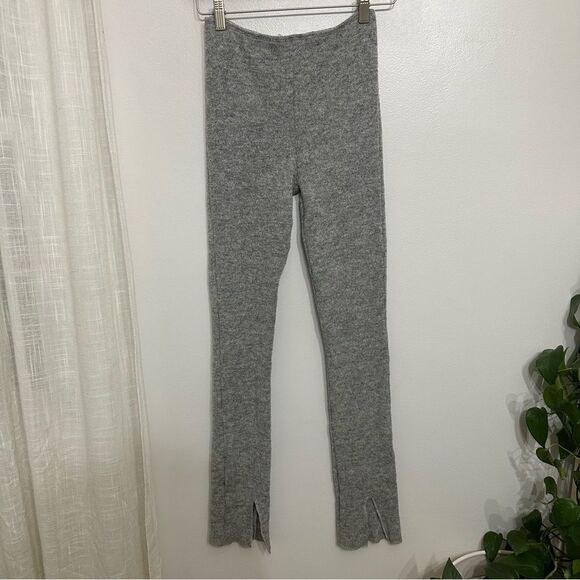 ARE YOU AM I Gray Leggings - Picture 2 of 6